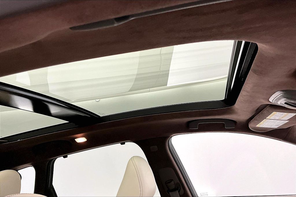 Thumbnail: 2022 INFINITI QX50 - 23