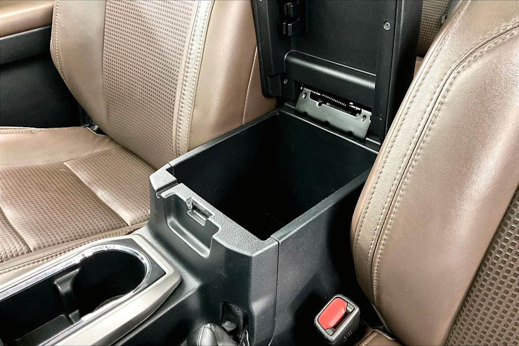 Thumbnail: 2017 Toyota Tacoma - 29