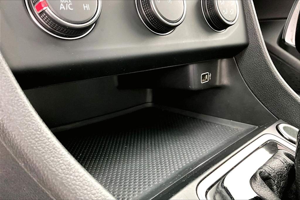 Thumbnail: 2019 Volkswagen Jetta - 28