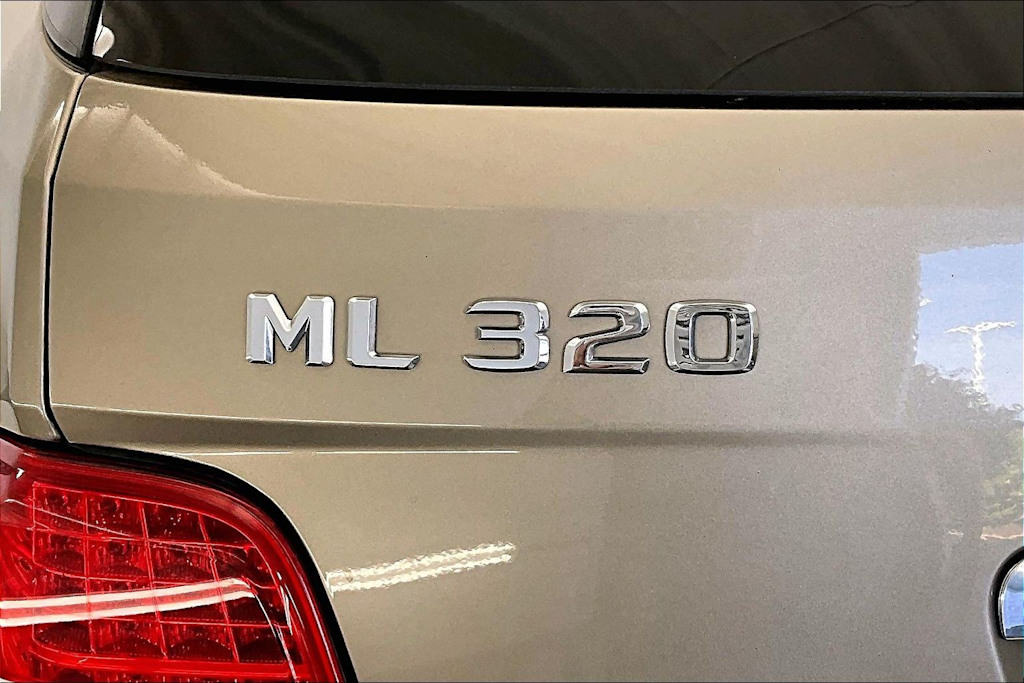 Thumbnail: 2009 Mercedes-Benz M-Class - 7