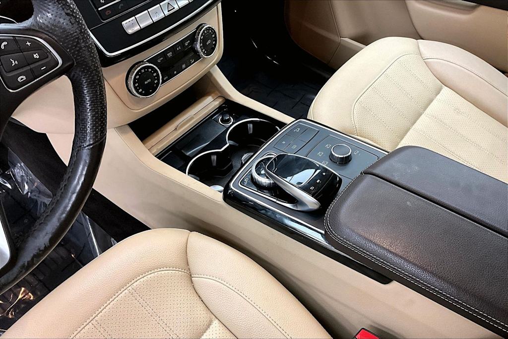 Thumbnail: 2018 Mercedes-Benz GLE - 16