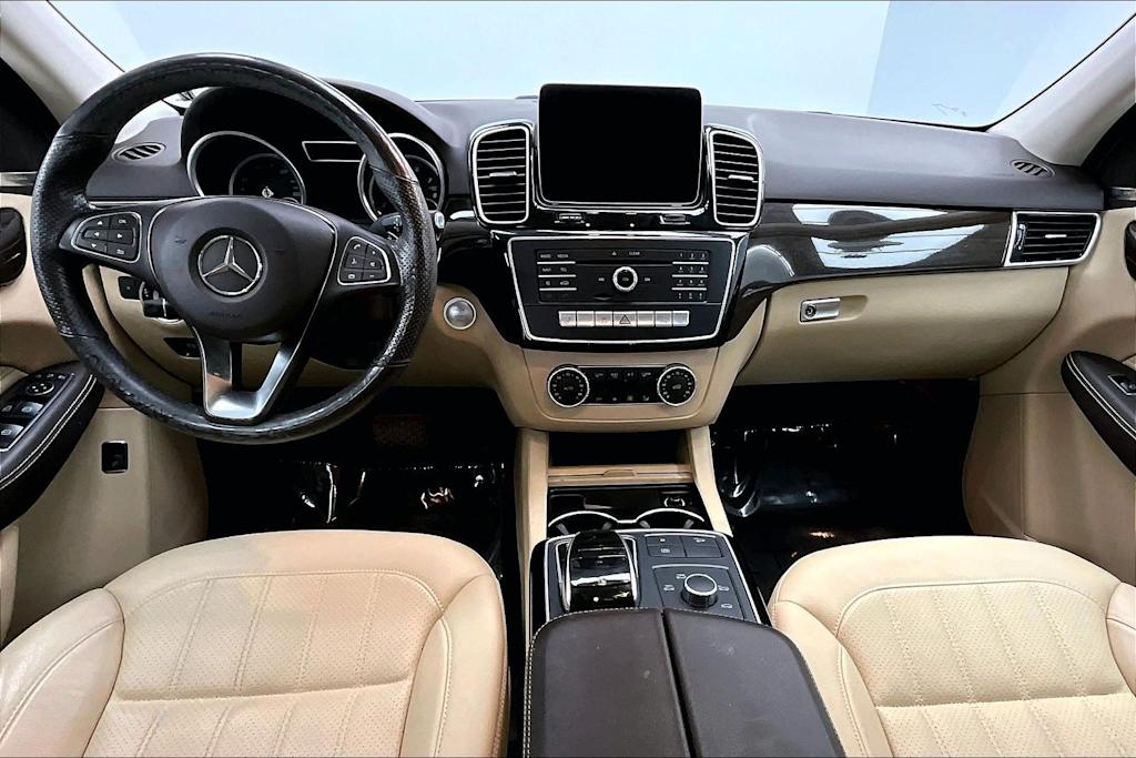 Thumbnail: 2018 Mercedes-Benz GLE - 10