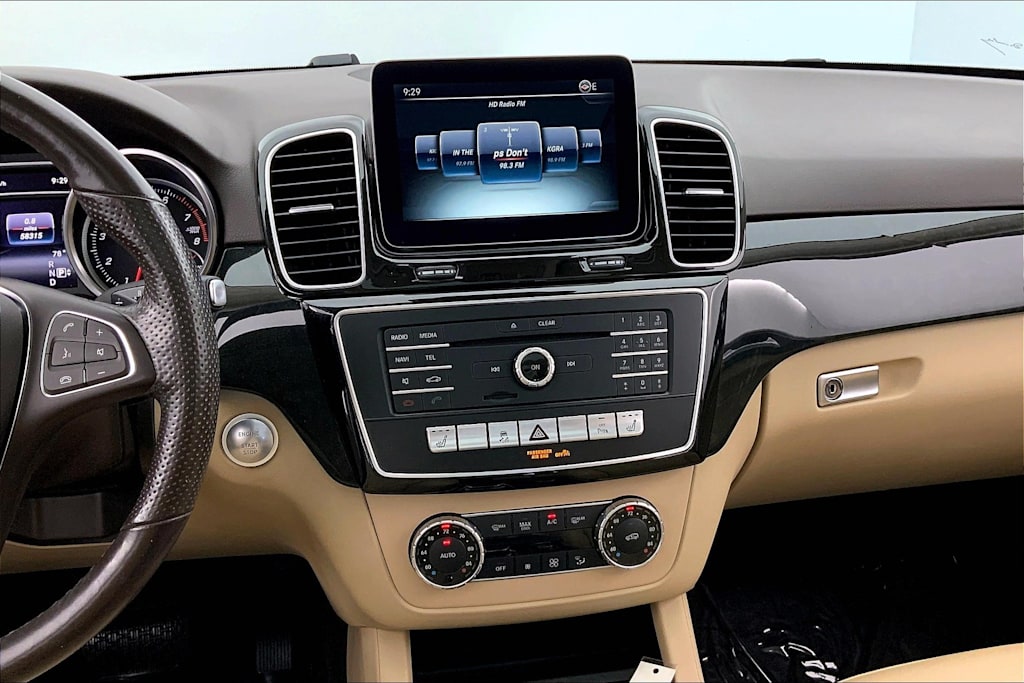 Thumbnail: 2016 Mercedes-Benz GLE - 14