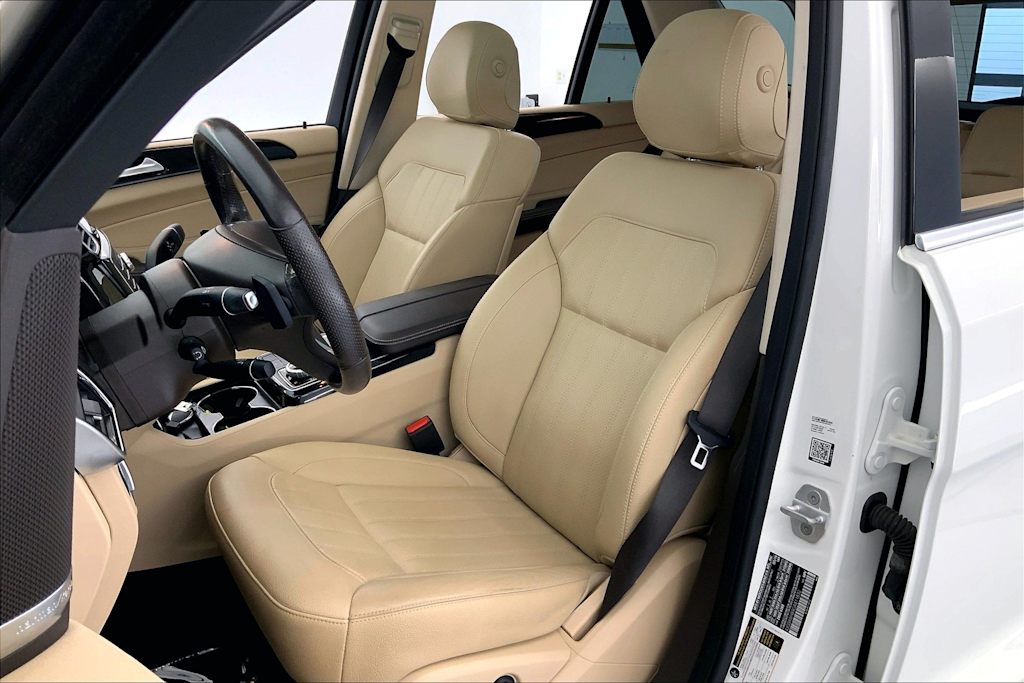 Thumbnail: 2016 Mercedes-Benz GLE - 10