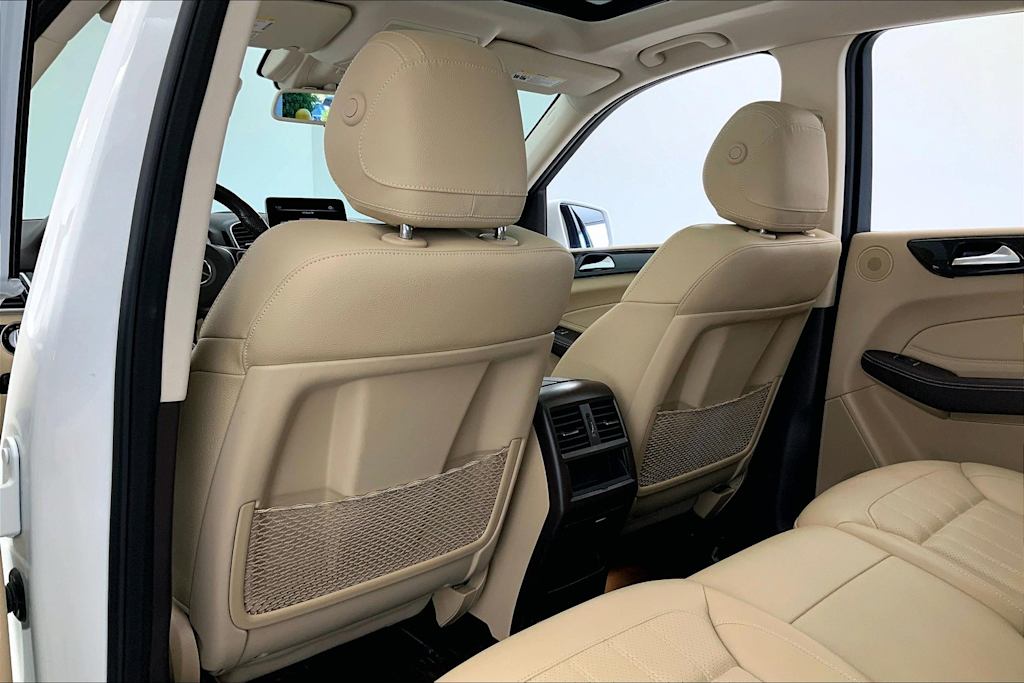 Thumbnail: 2016 Mercedes-Benz GLE - 12