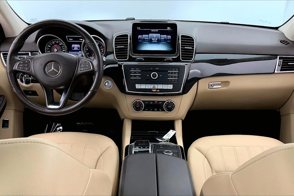 Thumbnail: 2016 Mercedes-Benz GLE - 9