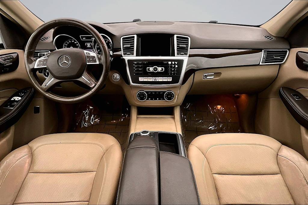 Thumbnail: 2015 Mercedes-Benz M-Class - 10