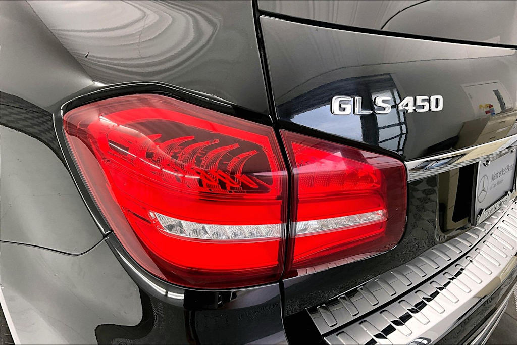 Thumbnail: 2017 Mercedes-Benz GLS - 25