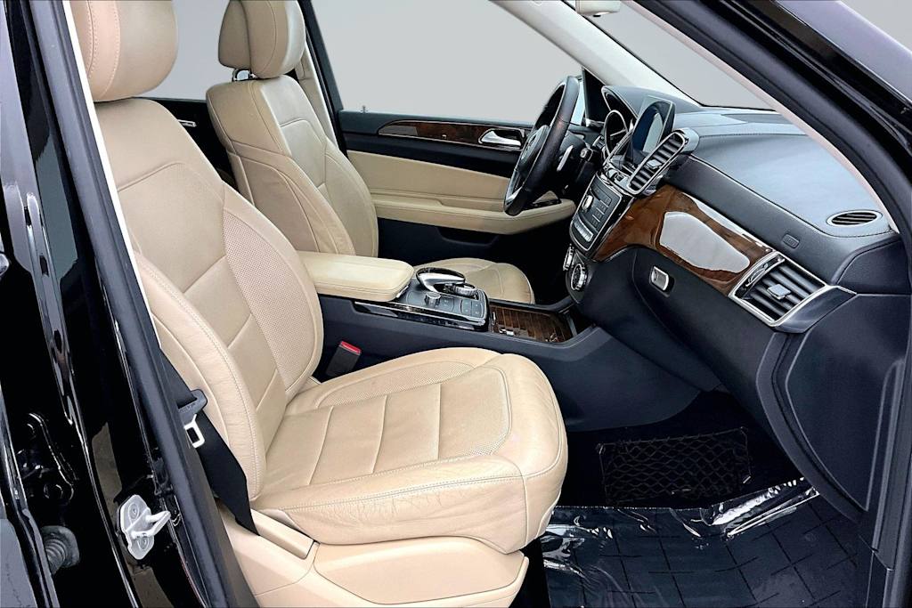 Thumbnail: 2017 Mercedes-Benz GLS - 12