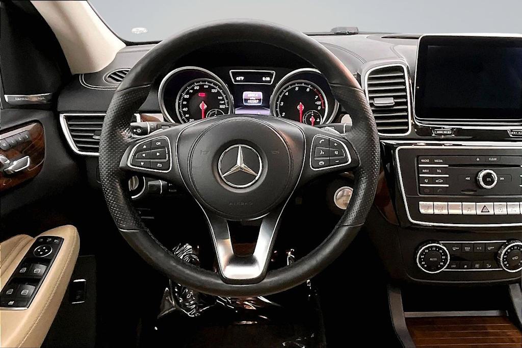 Thumbnail: 2017 Mercedes-Benz GLS - 14