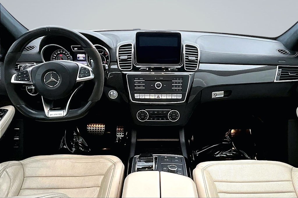 Thumbnail: 2017 Mercedes-Benz GLS - 10