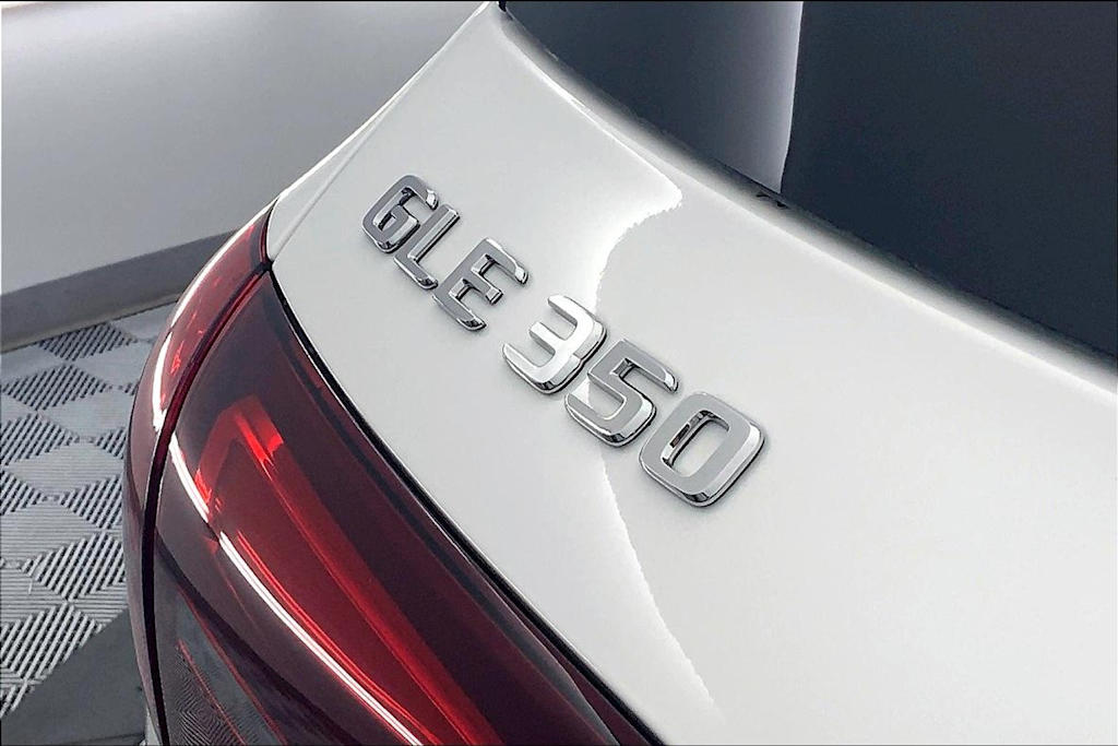 Thumbnail: 2026 Mercedes-Benz GLE - 7