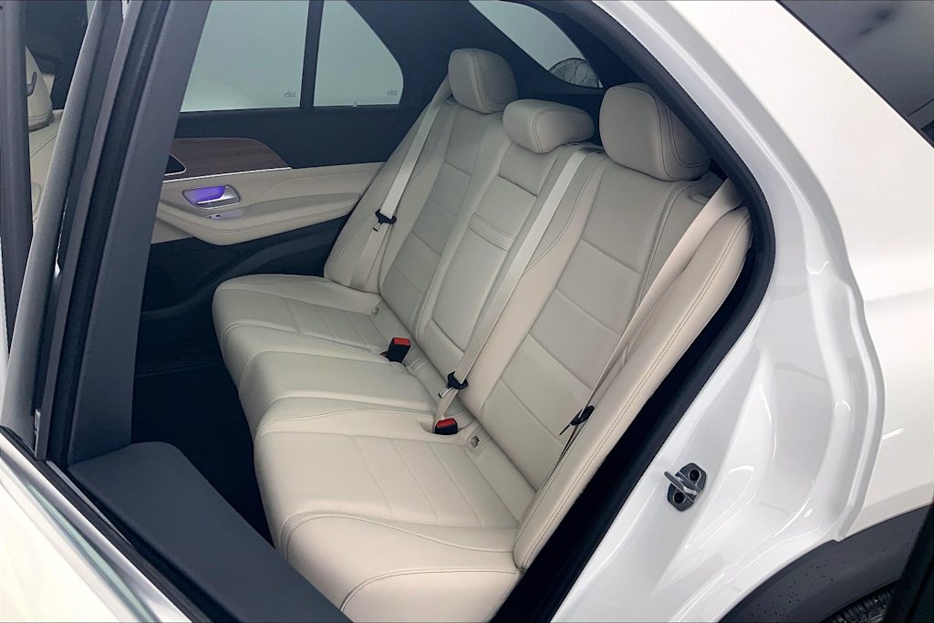 Thumbnail: 2026 Mercedes-Benz GLE - 21