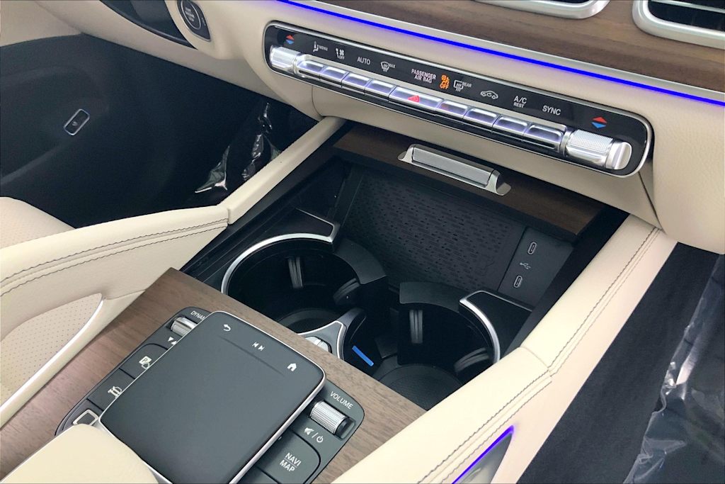 Thumbnail: 2026 Mercedes-Benz GLE - 24