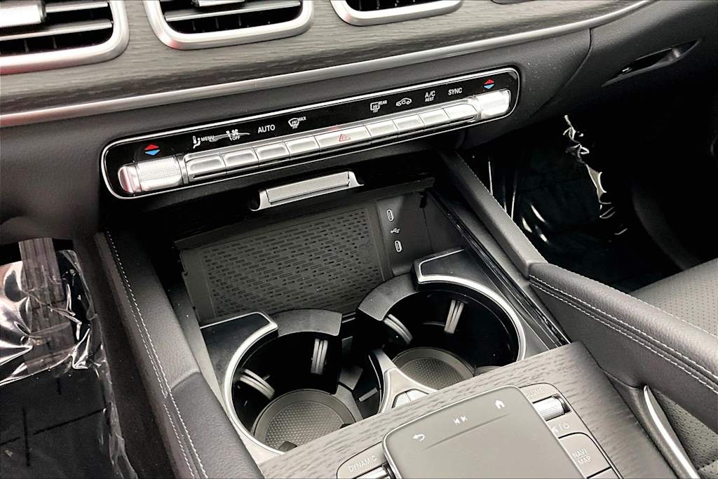 Thumbnail: 2026 Mercedes-Benz GLE - 24