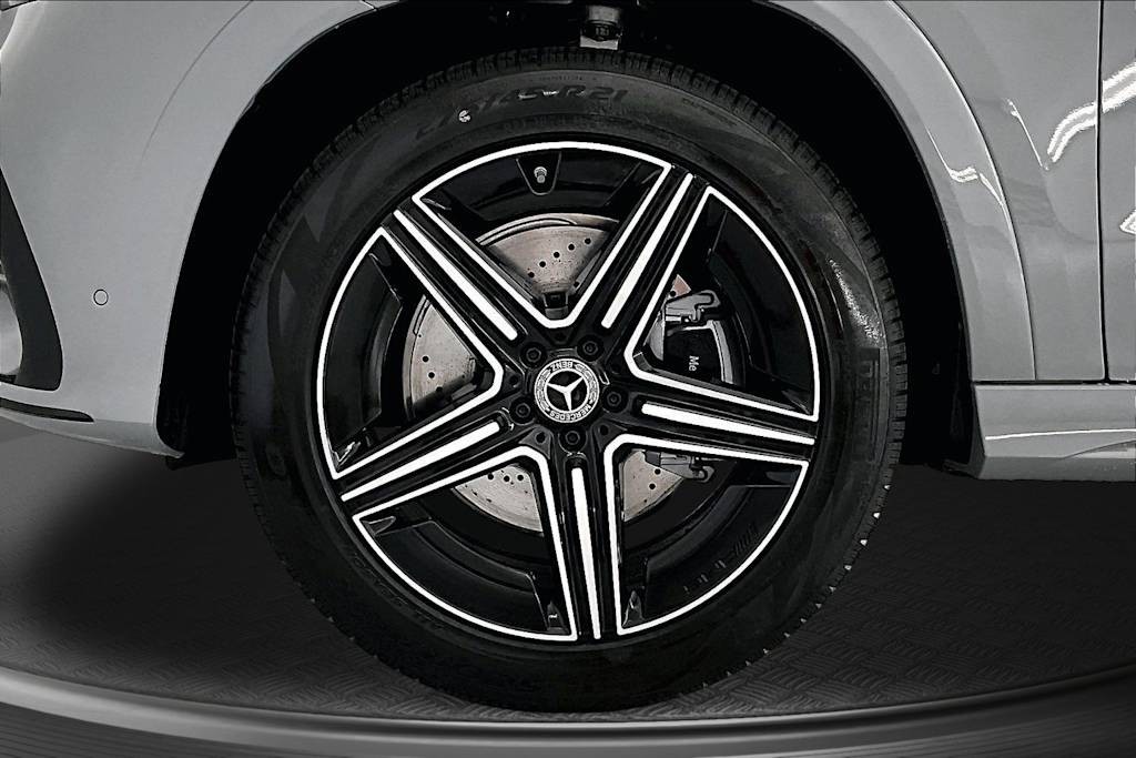 Thumbnail: 2026 Mercedes-Benz GLE - 8