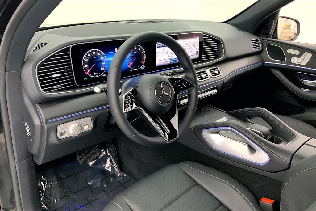 Thumbnail: 2026 Mercedes-Benz GLE - 2