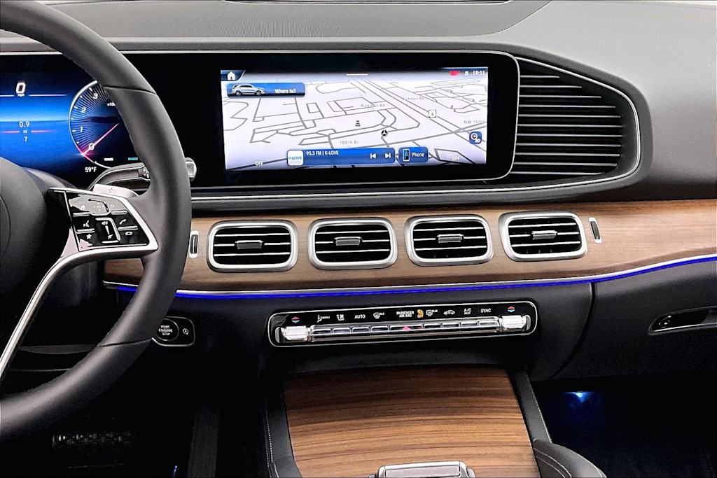 Thumbnail: 2026 Mercedes-Benz GLE - 15