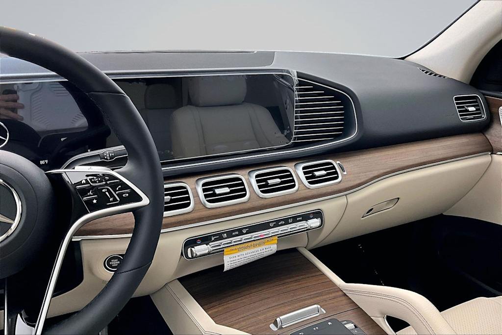Thumbnail: 2026 Mercedes-Benz GLE - 15
