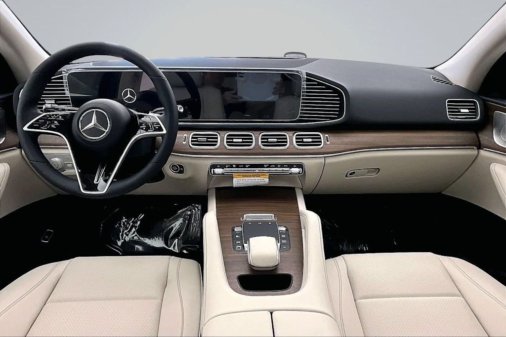 Thumbnail: 2026 Mercedes-Benz GLE - 10