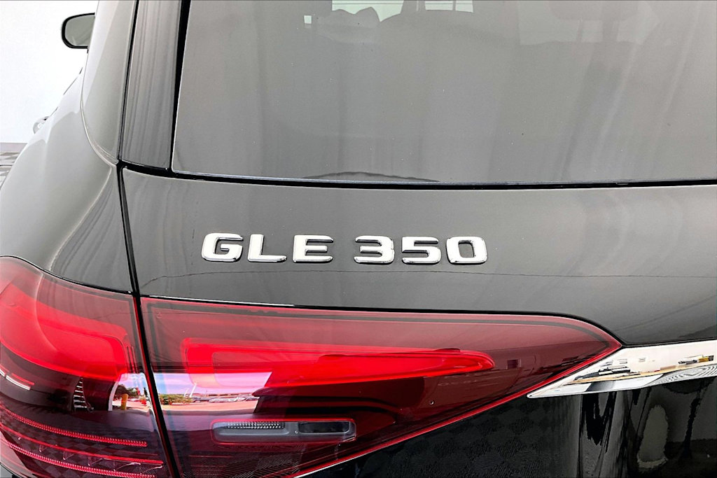 Thumbnail: 2026 Mercedes-Benz GLE - 7