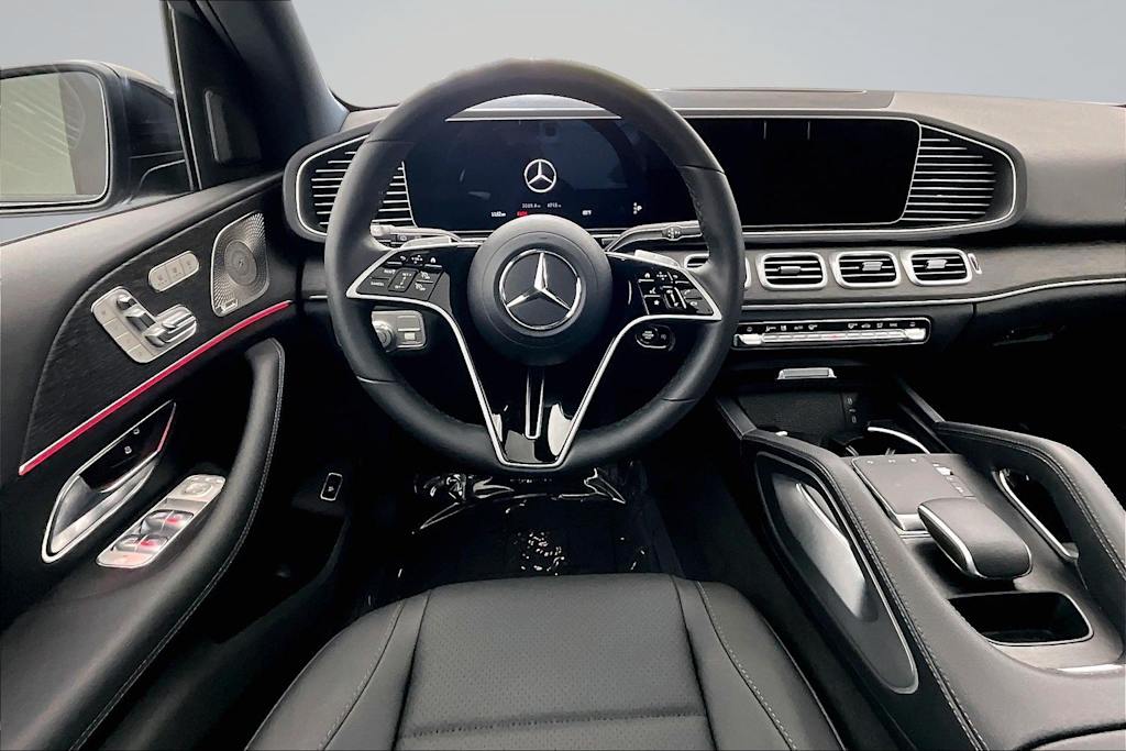 Thumbnail: 2026 Mercedes-Benz GLE - 14