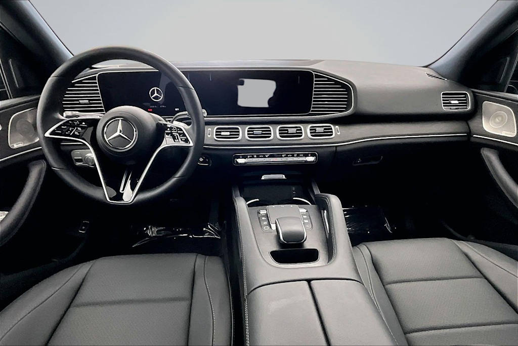 Thumbnail: 2026 Mercedes-Benz GLE - 10