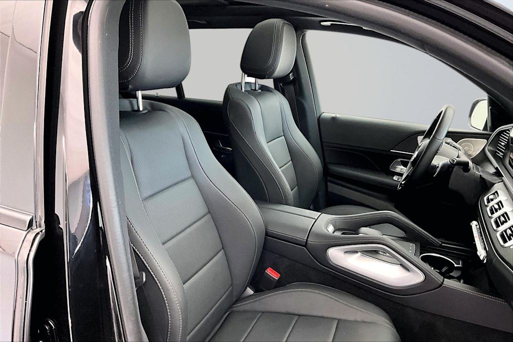 Thumbnail: 2026 Mercedes-Benz GLE - 12
