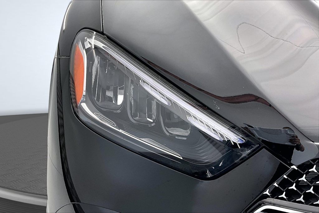 Thumbnail: 2026 Mercedes-Benz GLE - 22