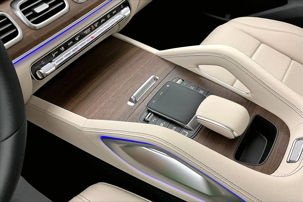 Thumbnail: 2026 Mercedes-Benz GLE - 16