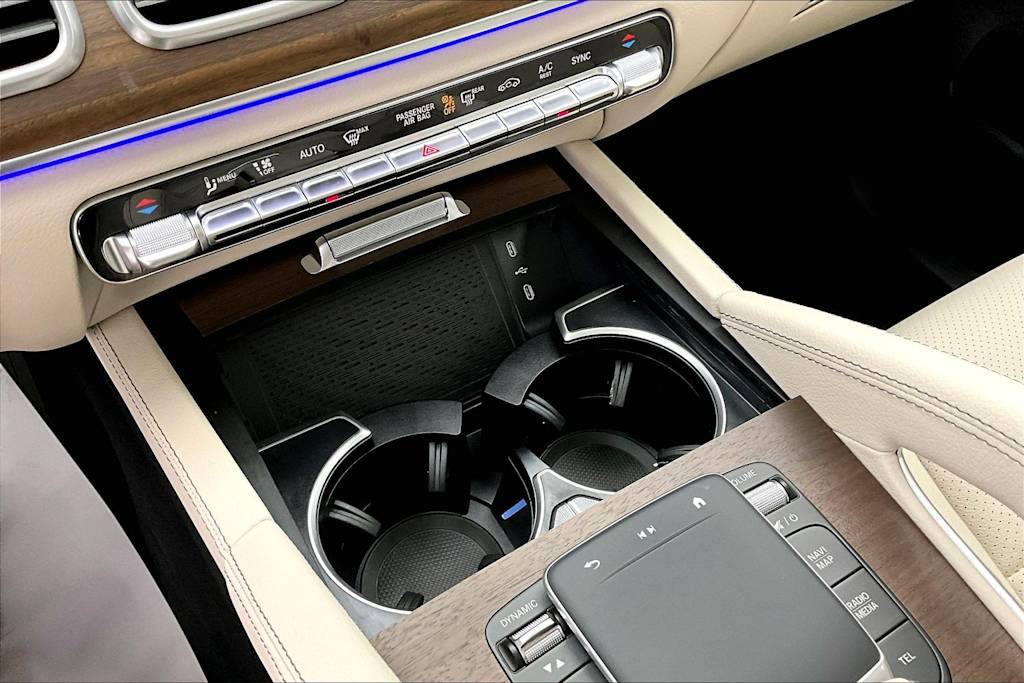 Thumbnail: 2026 Mercedes-Benz GLE - 24