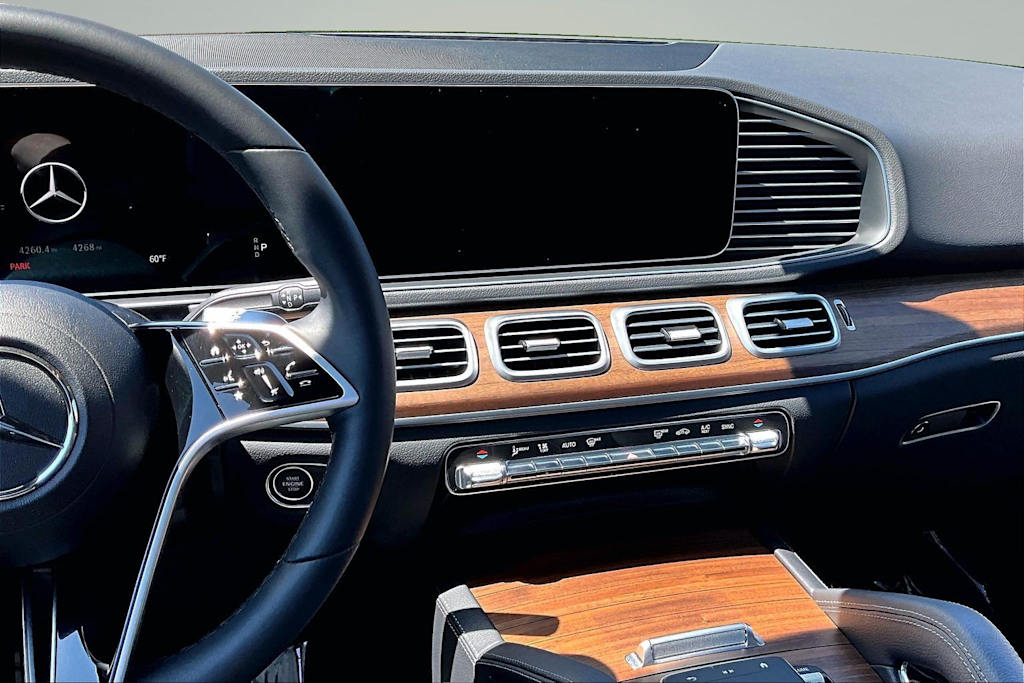 Thumbnail: 2026 Mercedes-Benz GLE - 15