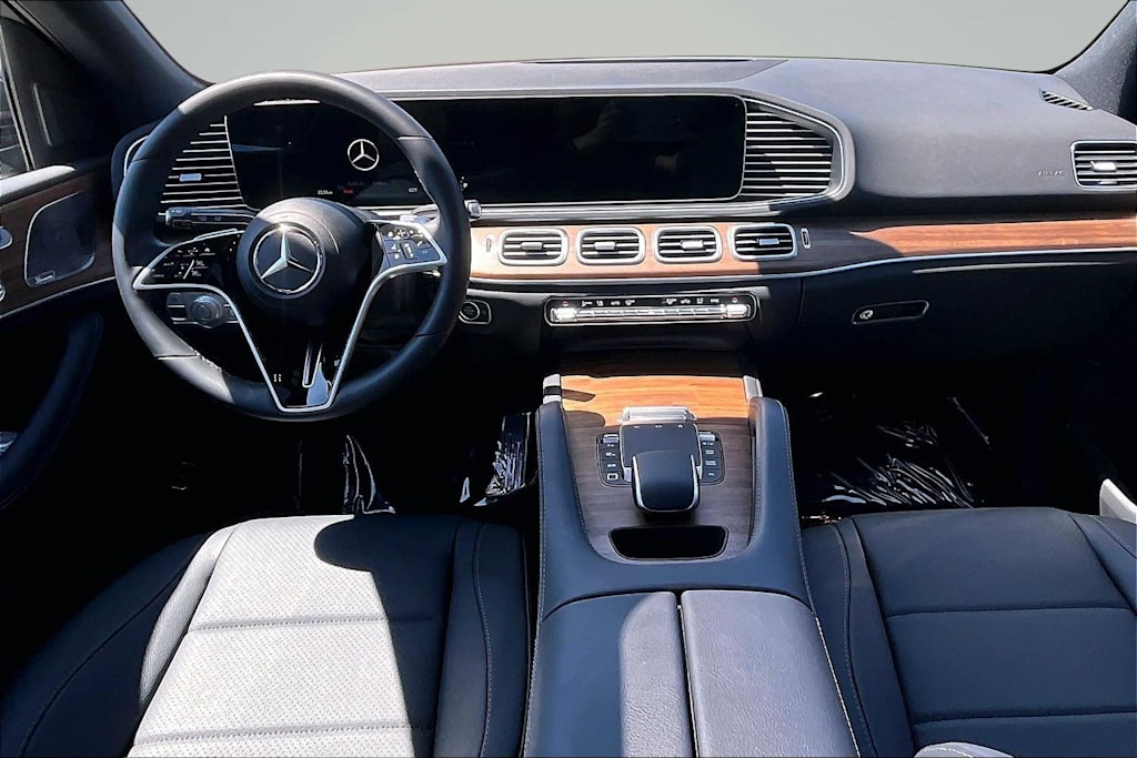 Thumbnail: 2026 Mercedes-Benz GLE - 10