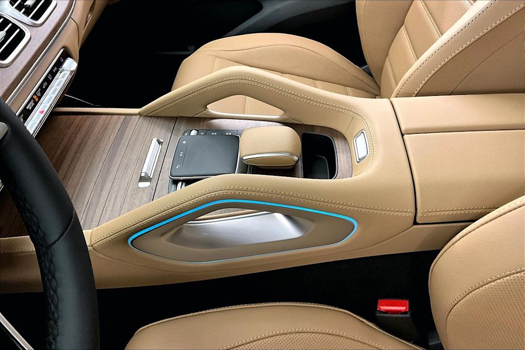 Thumbnail: 2026 Mercedes-Benz GLE - 16