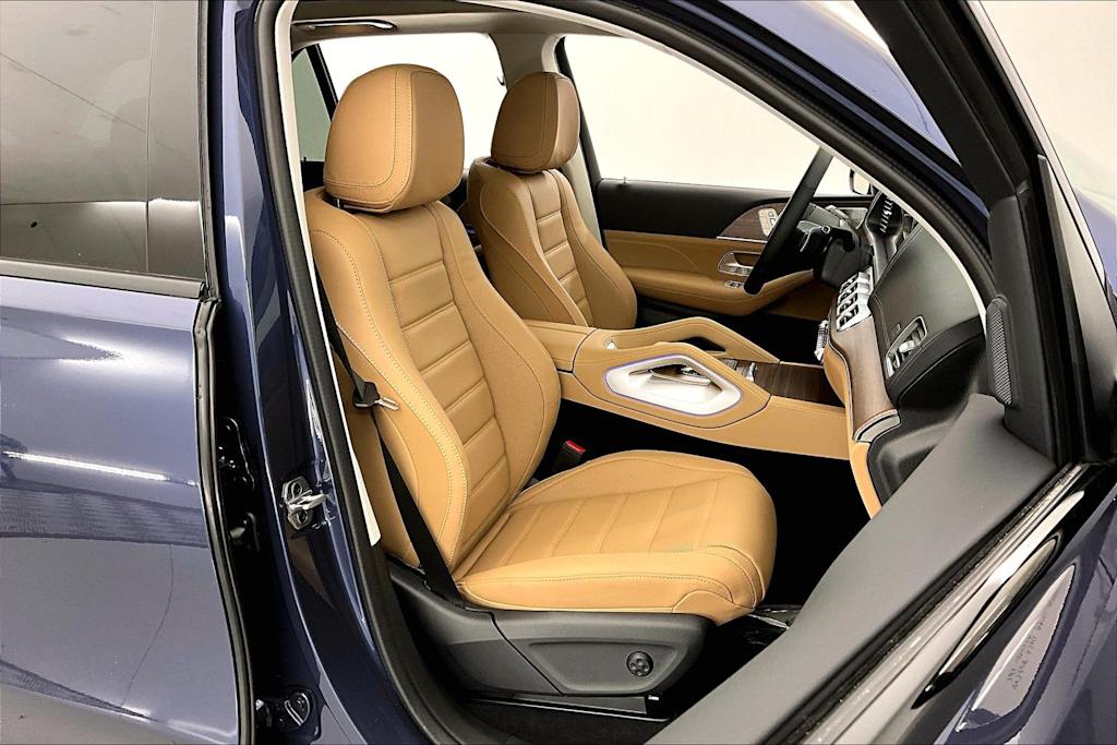 Thumbnail: 2026 Mercedes-Benz GLE - 12