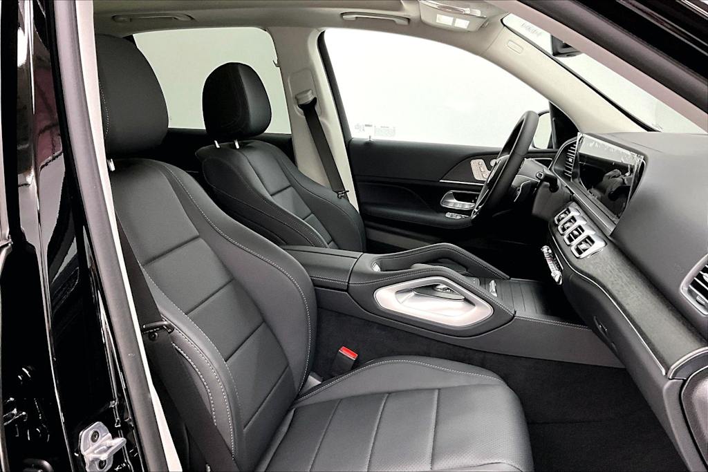 Thumbnail: 2026 Mercedes-Benz GLE - 11