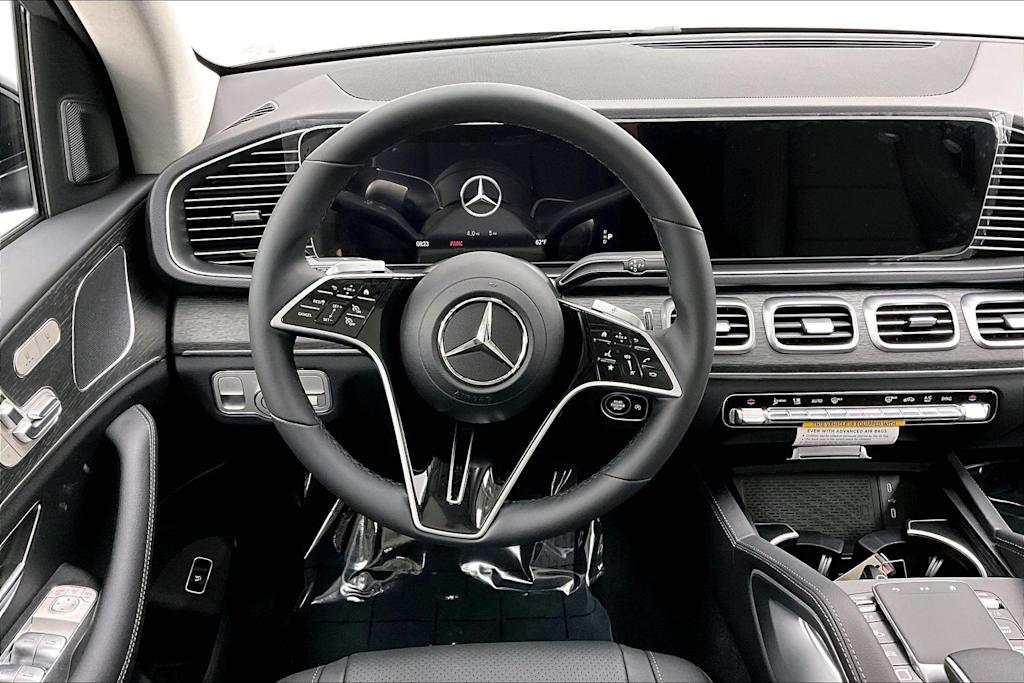 Thumbnail: 2026 Mercedes-Benz GLE - 13