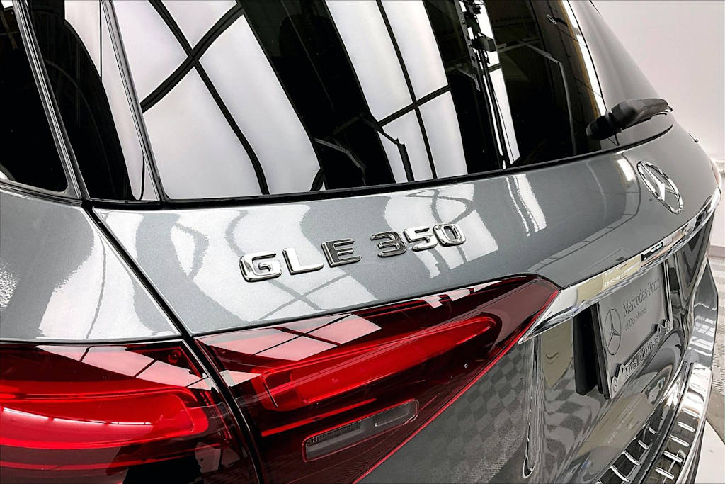 Thumbnail: 2026 Mercedes-Benz GLE - 7