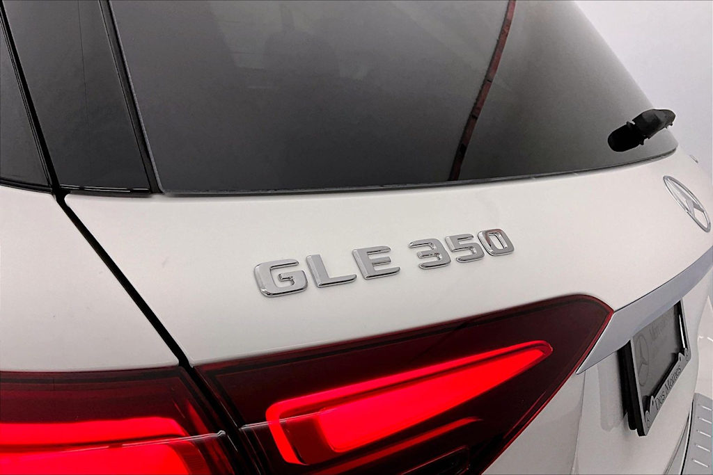 Thumbnail: 2026 Mercedes-Benz GLE - 7
