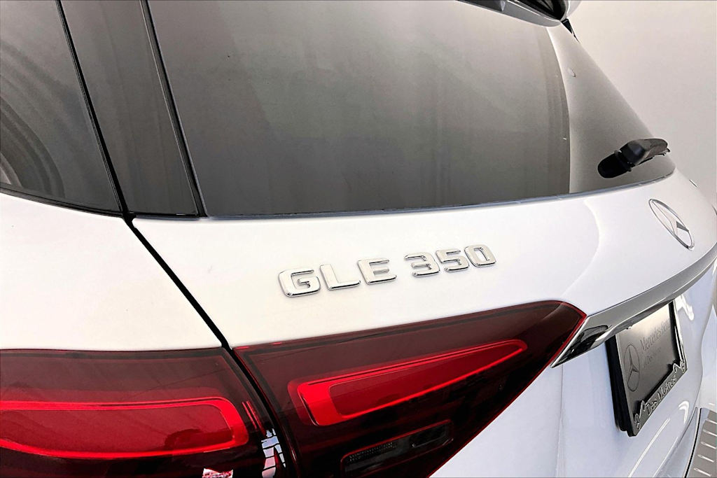 Thumbnail: 2026 Mercedes-Benz GLE - 21