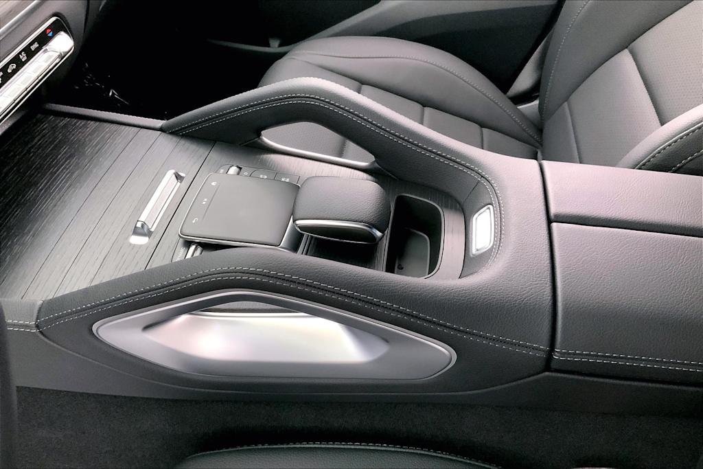 Thumbnail: 2025 Mercedes-Benz GLE - 21