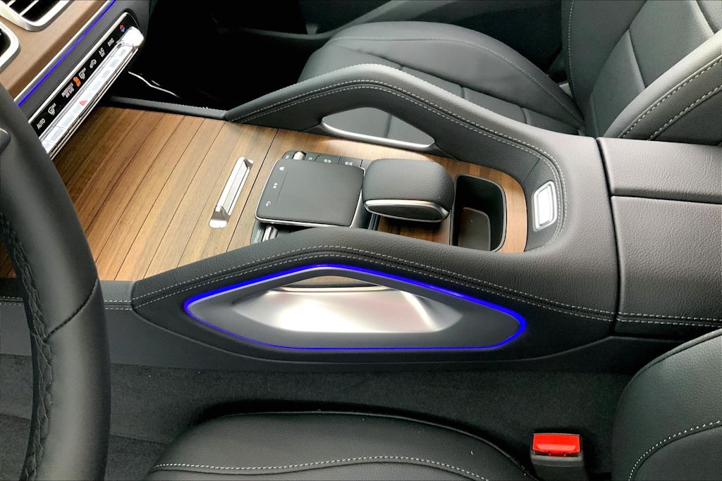 Thumbnail: 2026 Mercedes-Benz GLE - 16