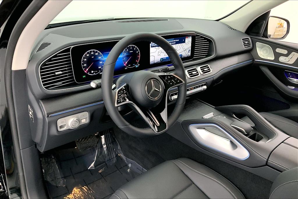 Thumbnail: 2026 Mercedes-Benz GLE - 2