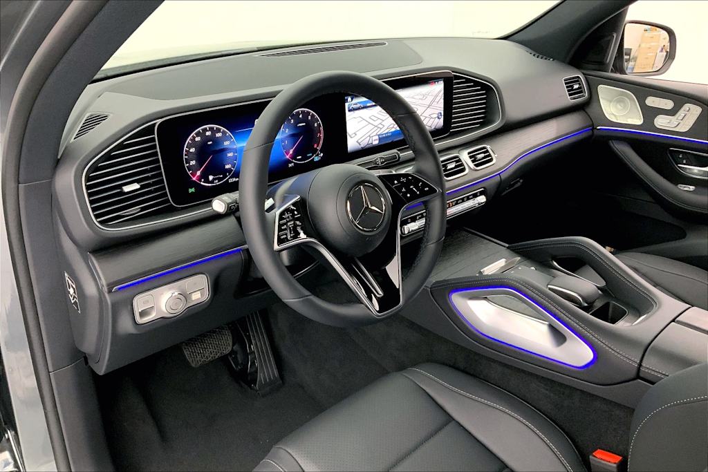 Thumbnail: 2025 Mercedes-Benz GLE - 2