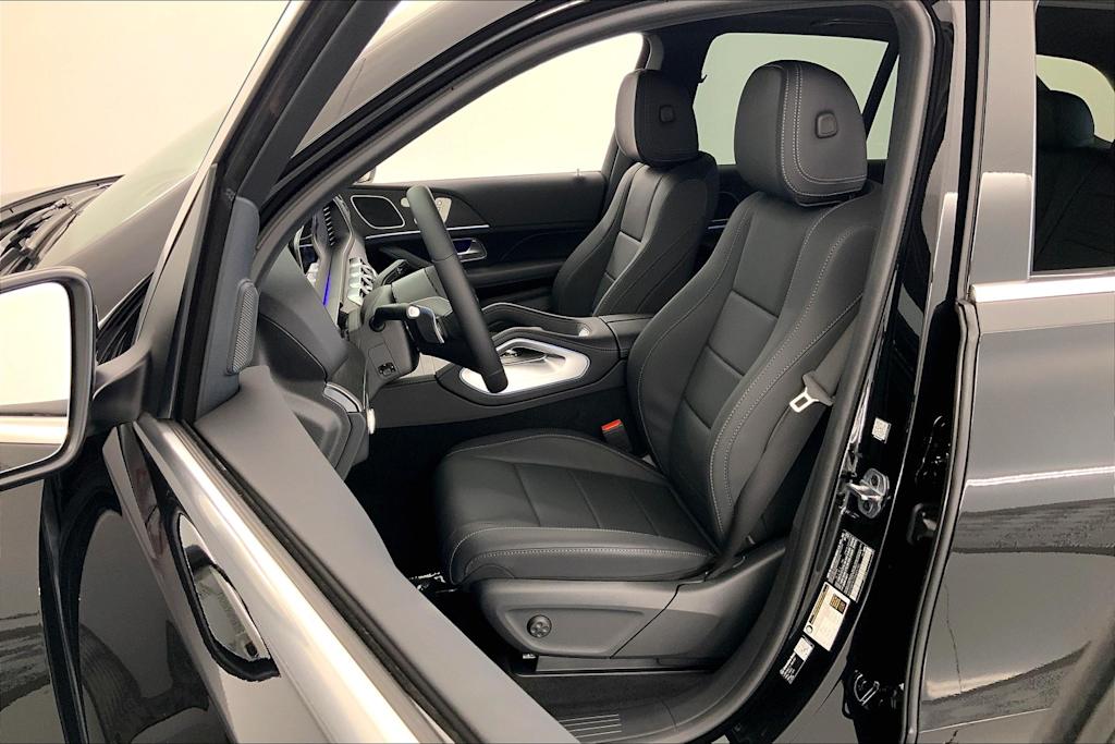 Thumbnail: 2026 Mercedes-Benz GLE - 10