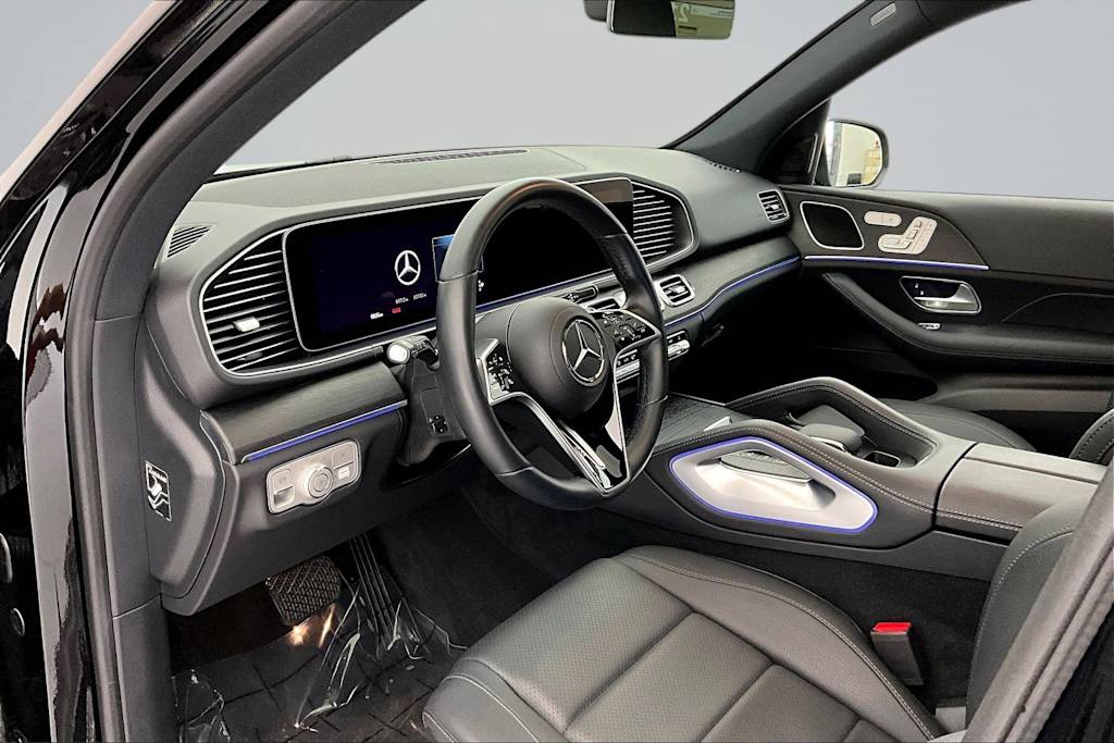 Thumbnail: 2025 Mercedes-Benz GLE - 2