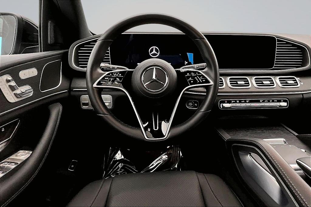Thumbnail: 2025 Mercedes-Benz GLE - 13
