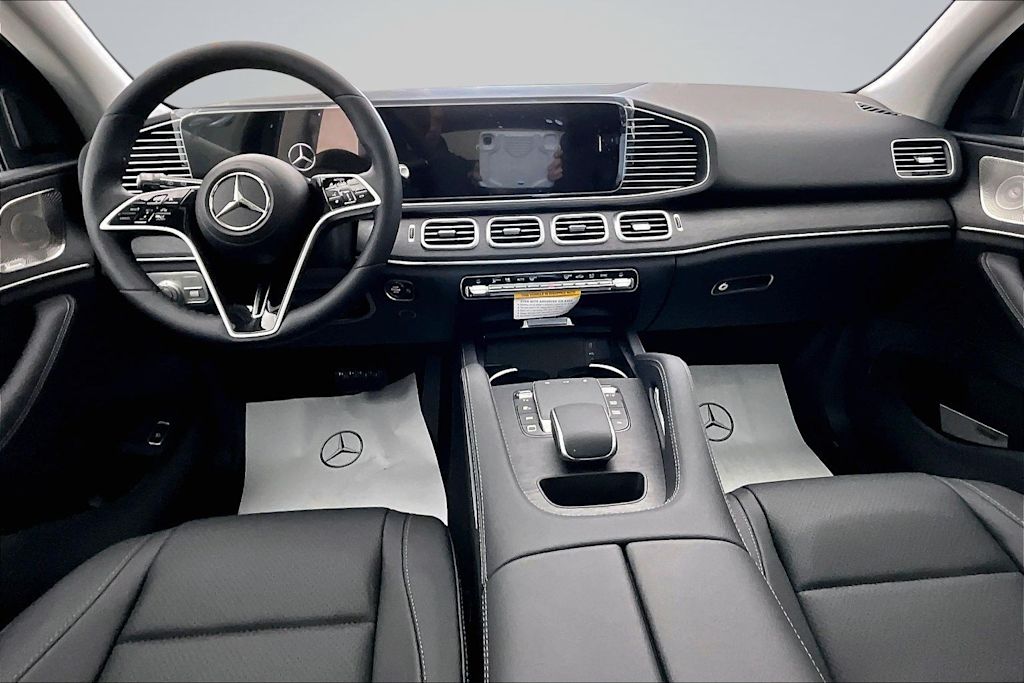 Thumbnail: 2026 Mercedes-Benz GLE - 10