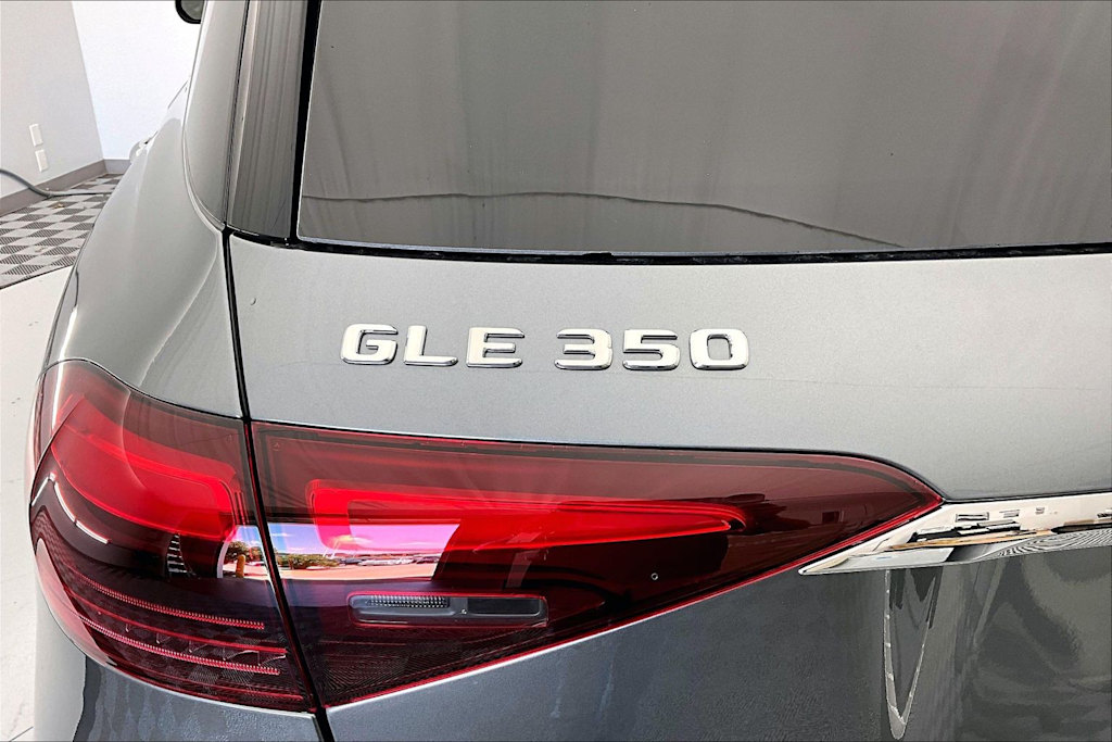 Thumbnail: 2026 Mercedes-Benz GLE - 21