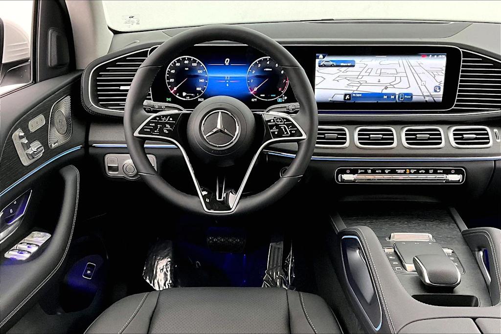 Thumbnail: 2026 Mercedes-Benz GLE - 13
